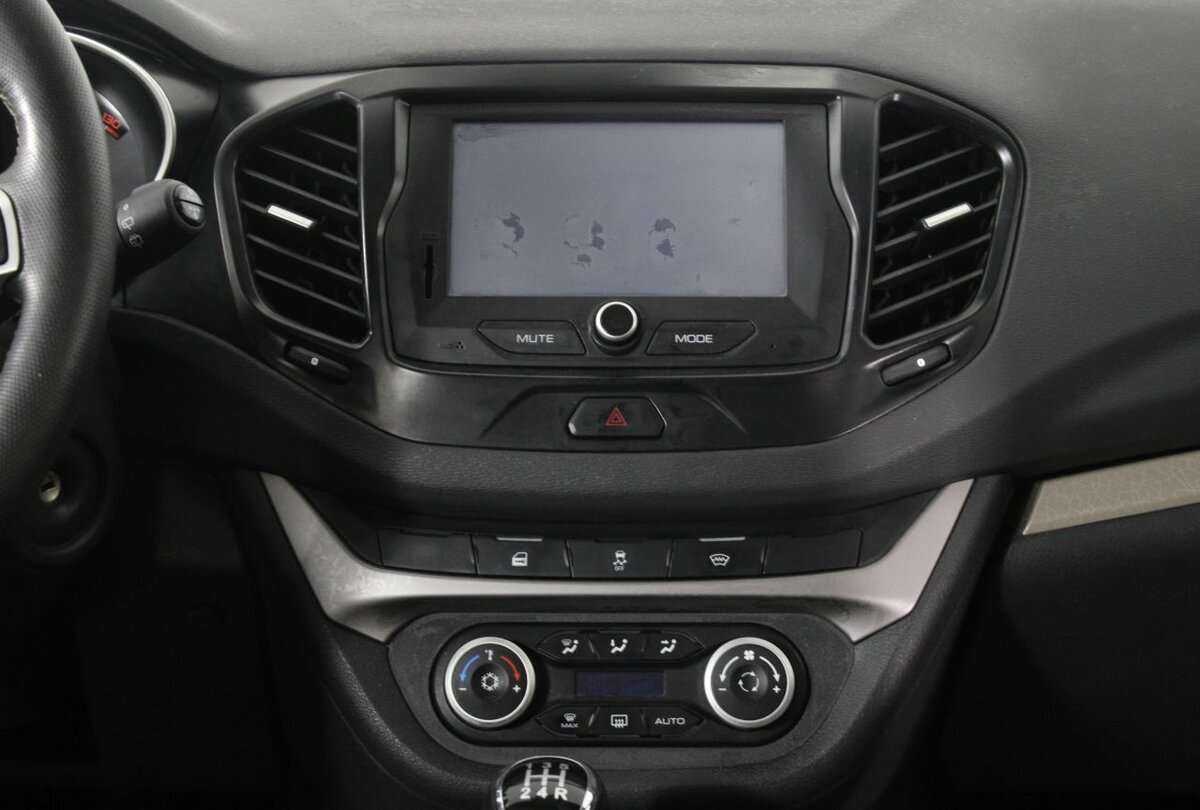 Б/У Лада (ВАЗ) Веста 2020 года. Фото: #8