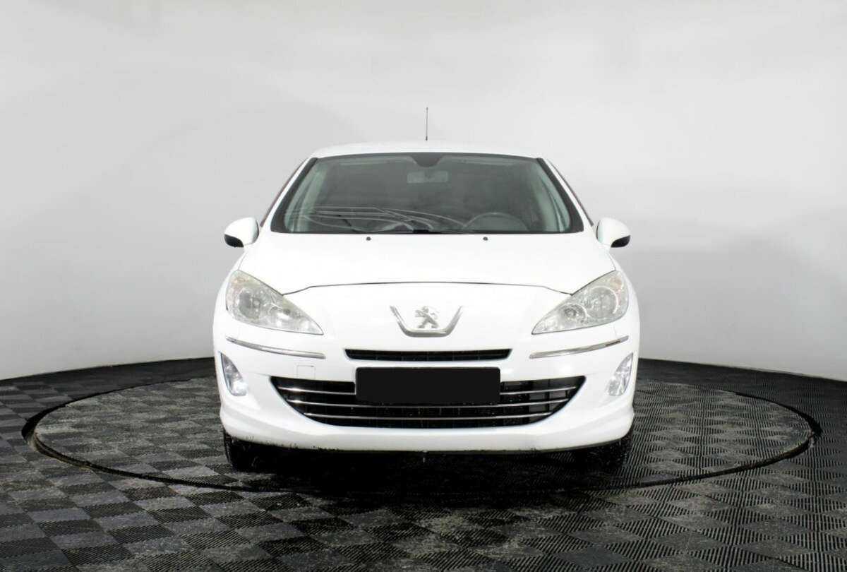 Б/У Пежо 408 2014 года. Фото: #1