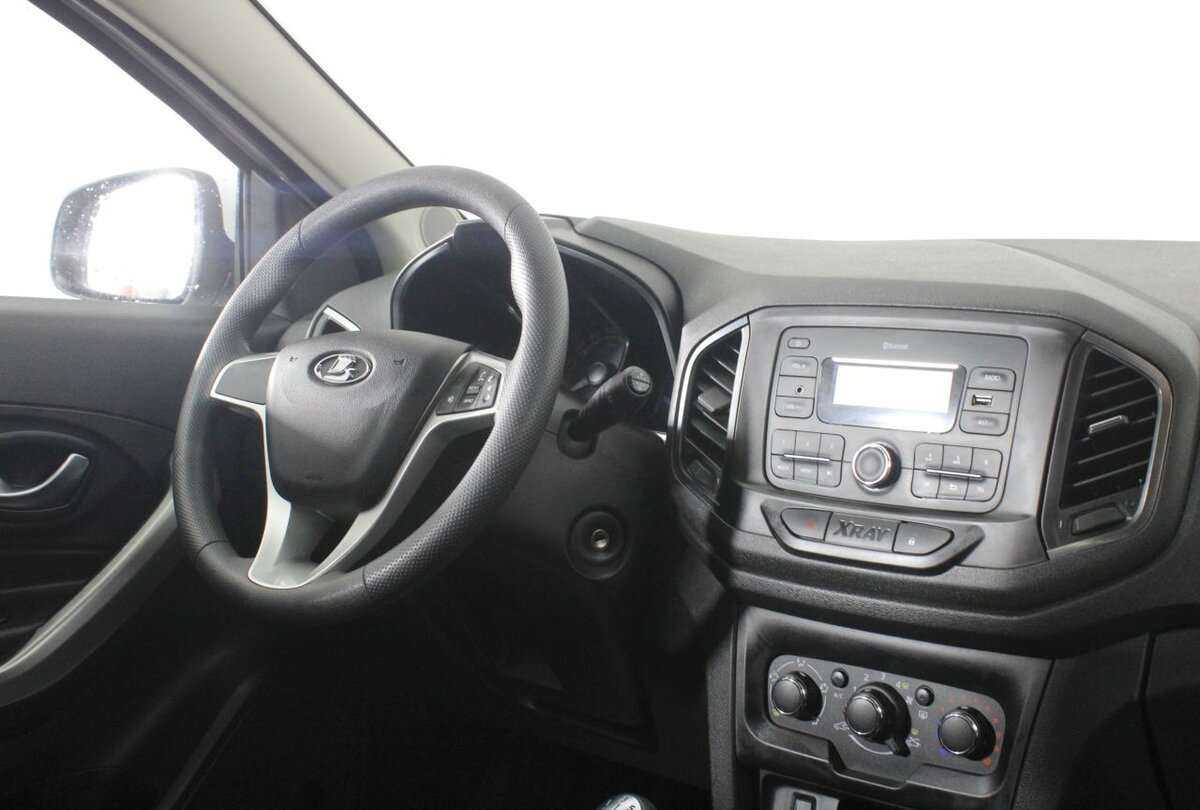 Б/У Лада (ВАЗ) ИКСРЭЙ 2021 года. Фото: #8