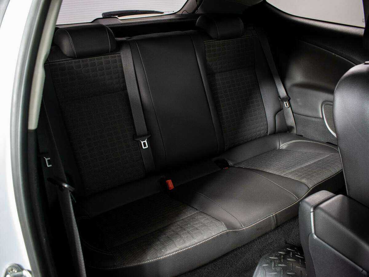 Б/У Опель Астра 2012 года. Фото: #9