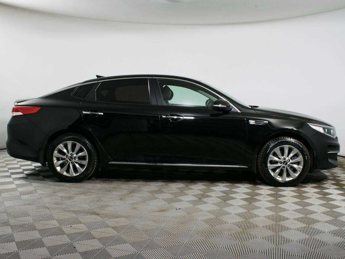 Б/У Киа Оптима 2017 года. Фото: #3