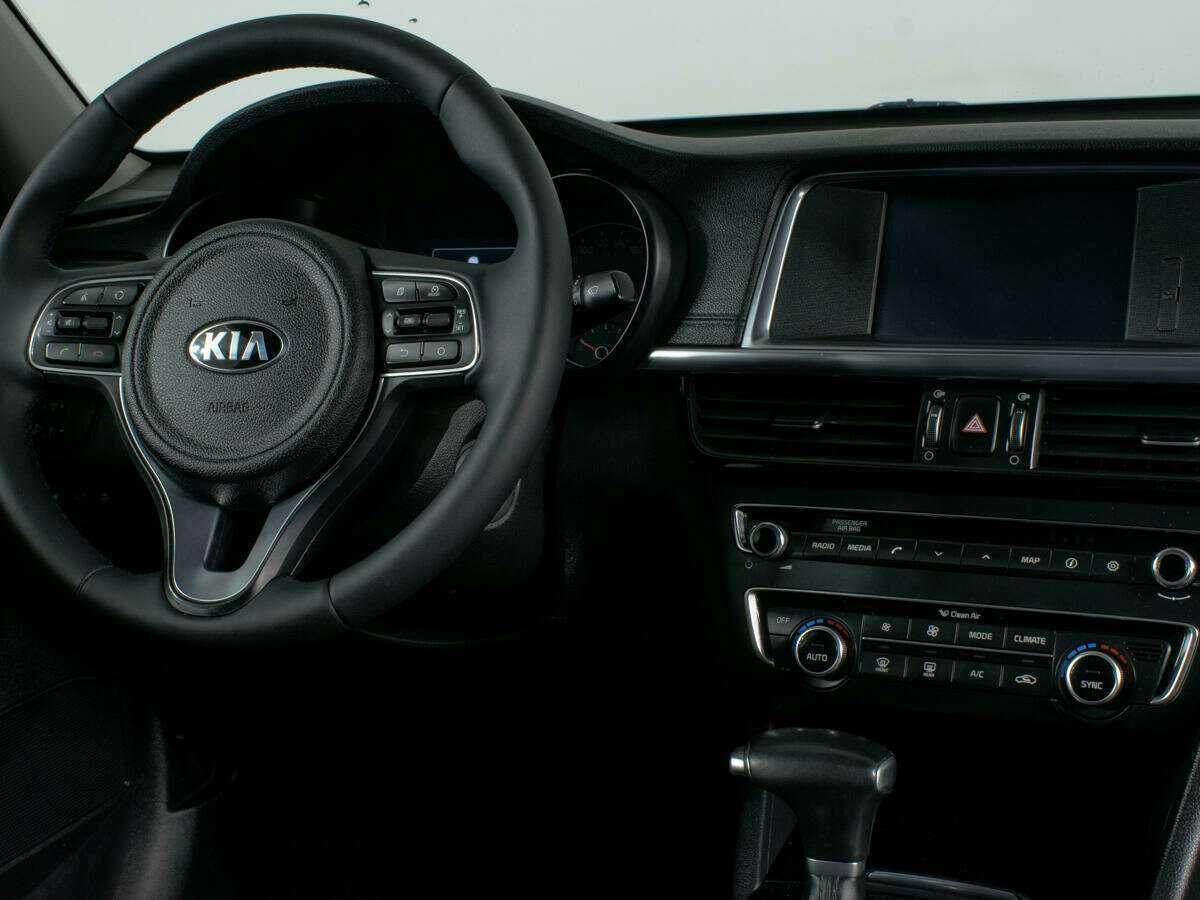 Б/У Киа Оптима 2017 года. Фото: #11