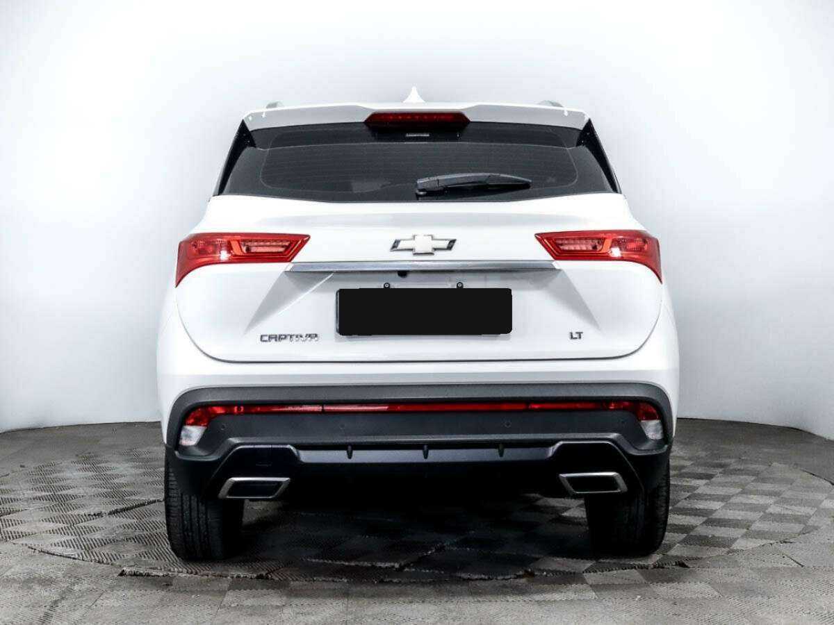 Б/У Шевроле Каптива 2022 года. Фото: #4