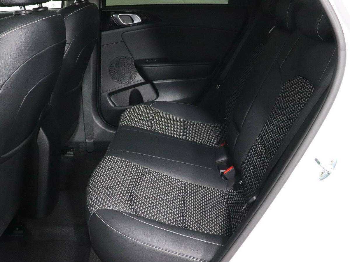 Б/У Киа Сид 2021 года. Фото: #7