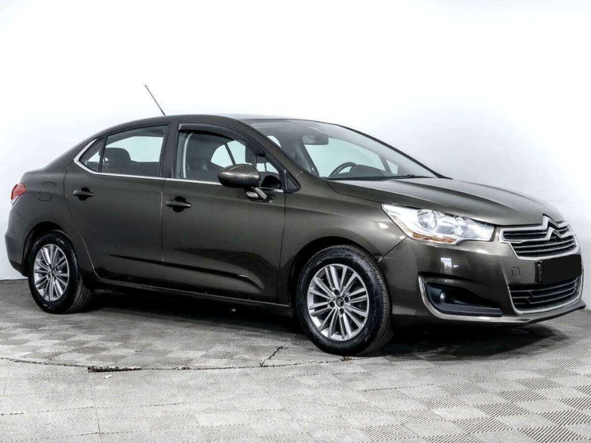 Б/У Ситроен Ц4 2015 года. Фото: #2