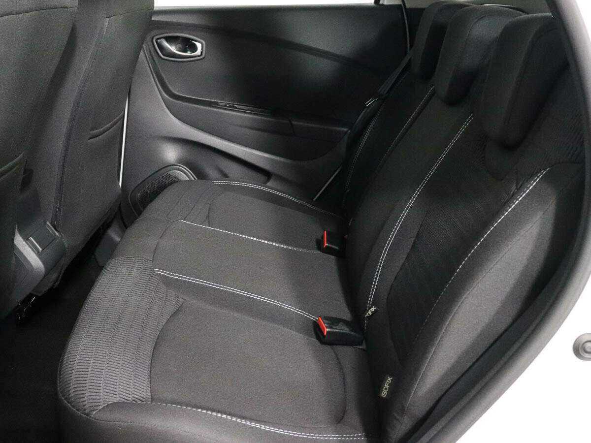 Б/У Рено Каптюр 2022 года. Фото: #7