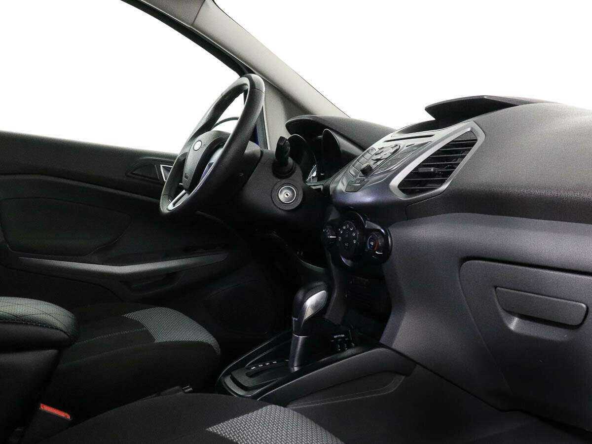 Б/У Форд ЭкоСпорт 2016 года. Фото: #6