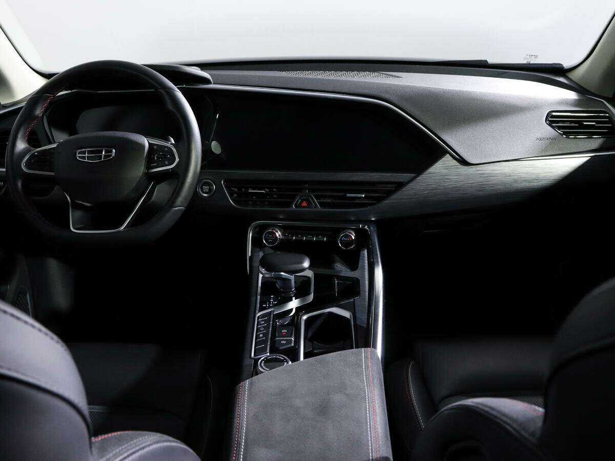 Geely Tugella 2021 года с пробегом. Фото: #8