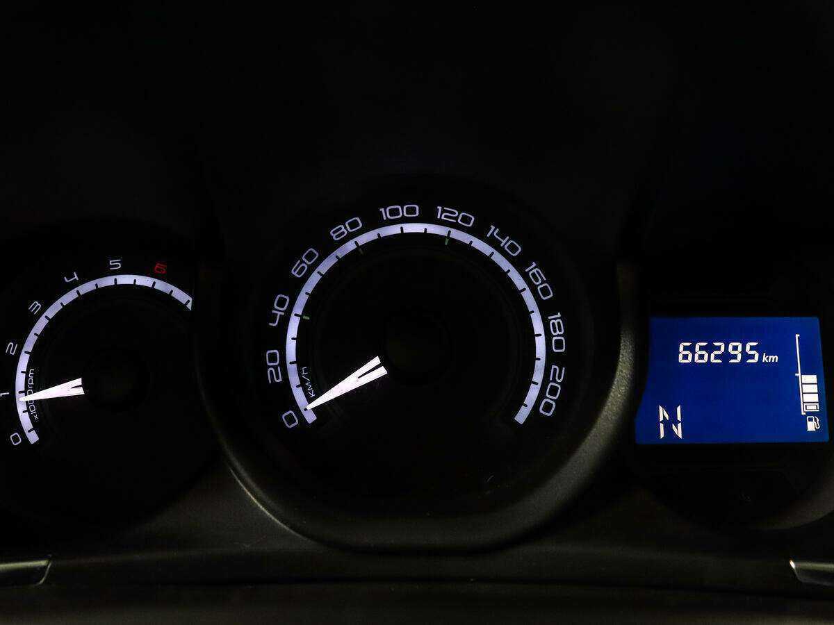 Б/У Лада (ВАЗ) ИКСРЭЙ 2017 года. Фото: #10