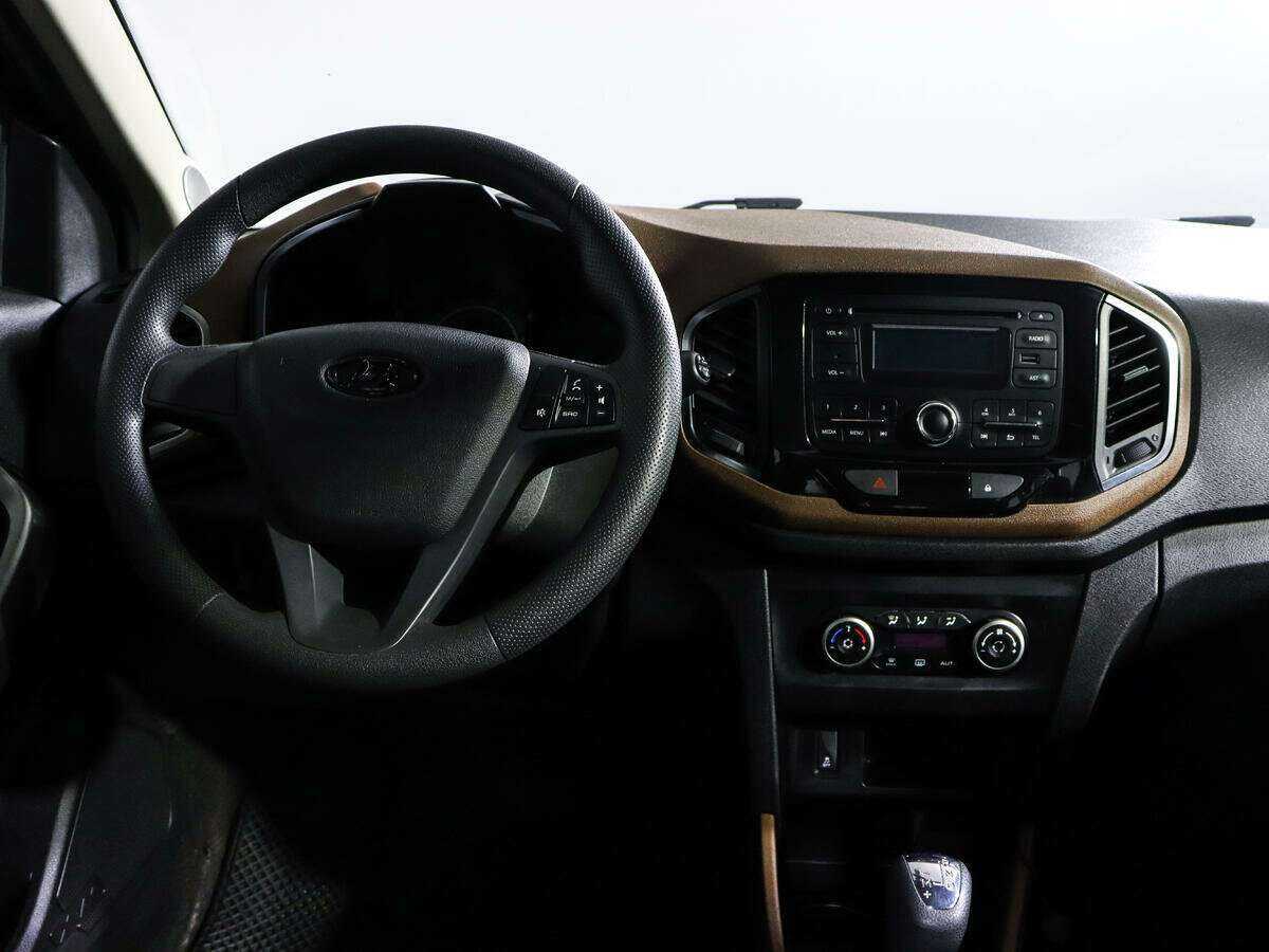 Б/У Лада (ВАЗ) ИКСРЭЙ 2017 года. Фото: #11