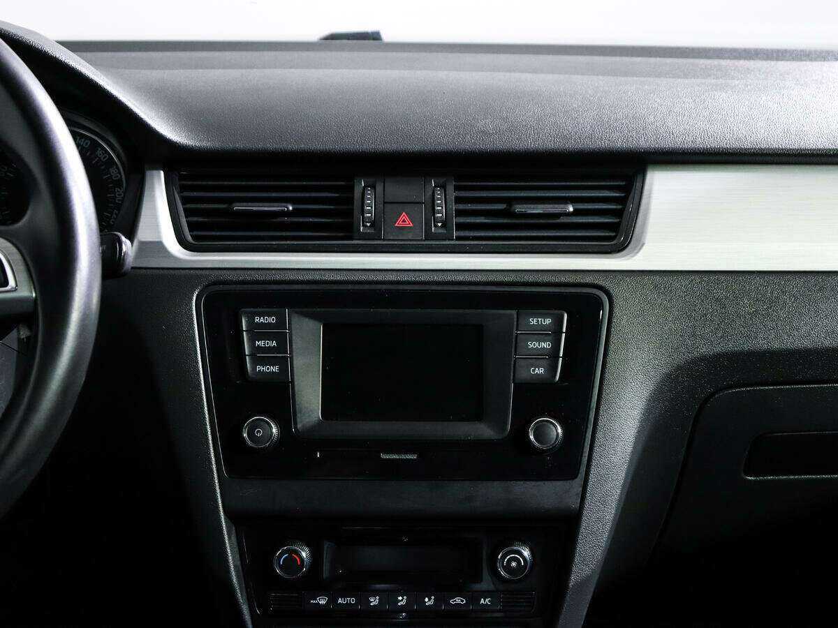 Б/У Шкода Рапид 2016 года. Фото: #11