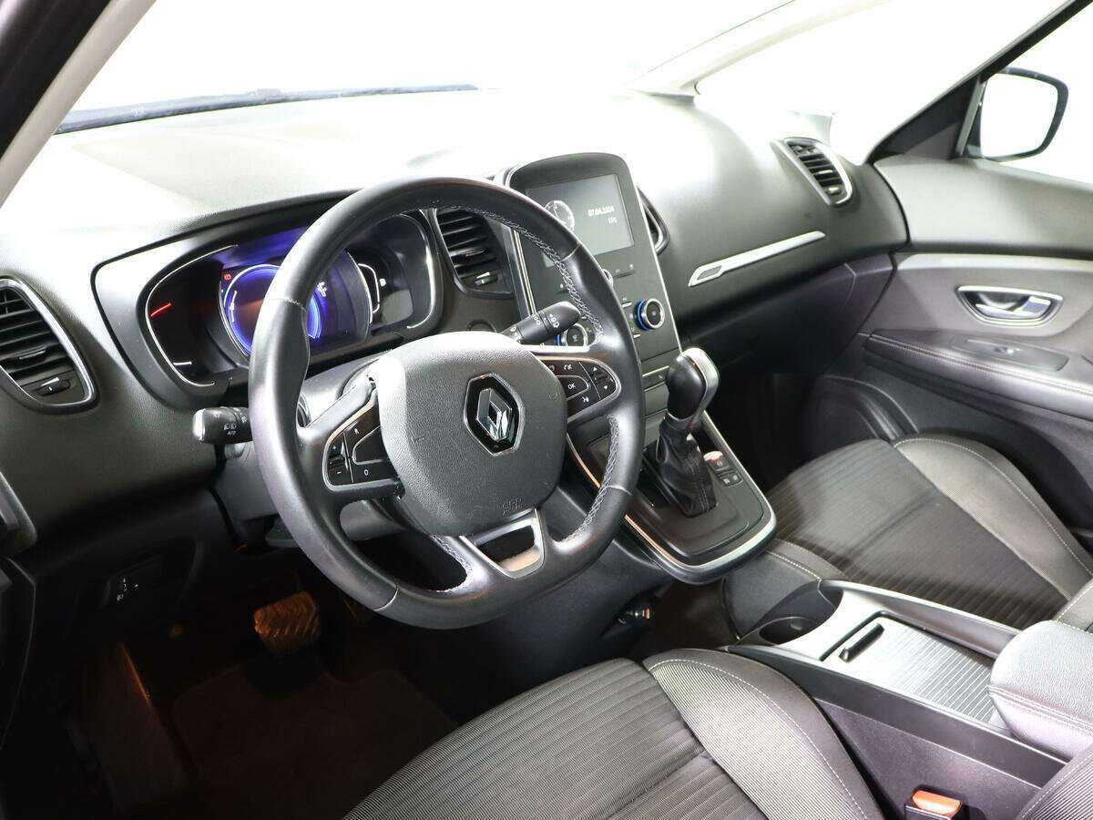 Б/У Рено Сценик 2019 года. Фото: #11