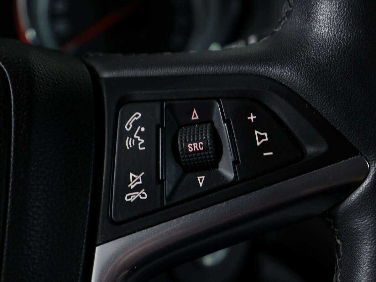 Б/У Опель Астра 2014 года. Фото: #15