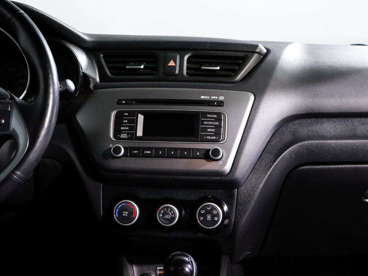 Б/У Киа Рио 2016 года. Фото: #10