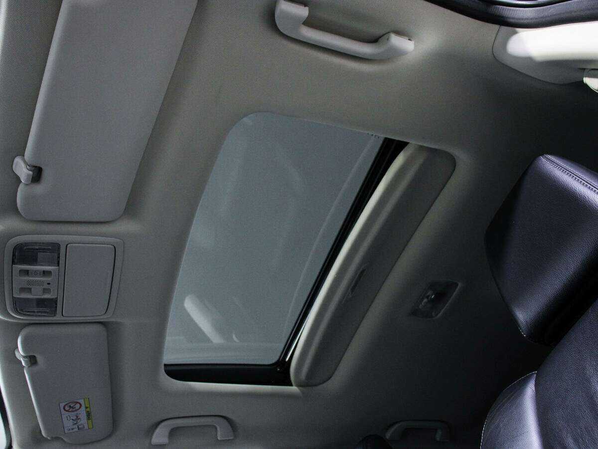 Б/У Хонда ЦР-В 2013 года. Фото: #13