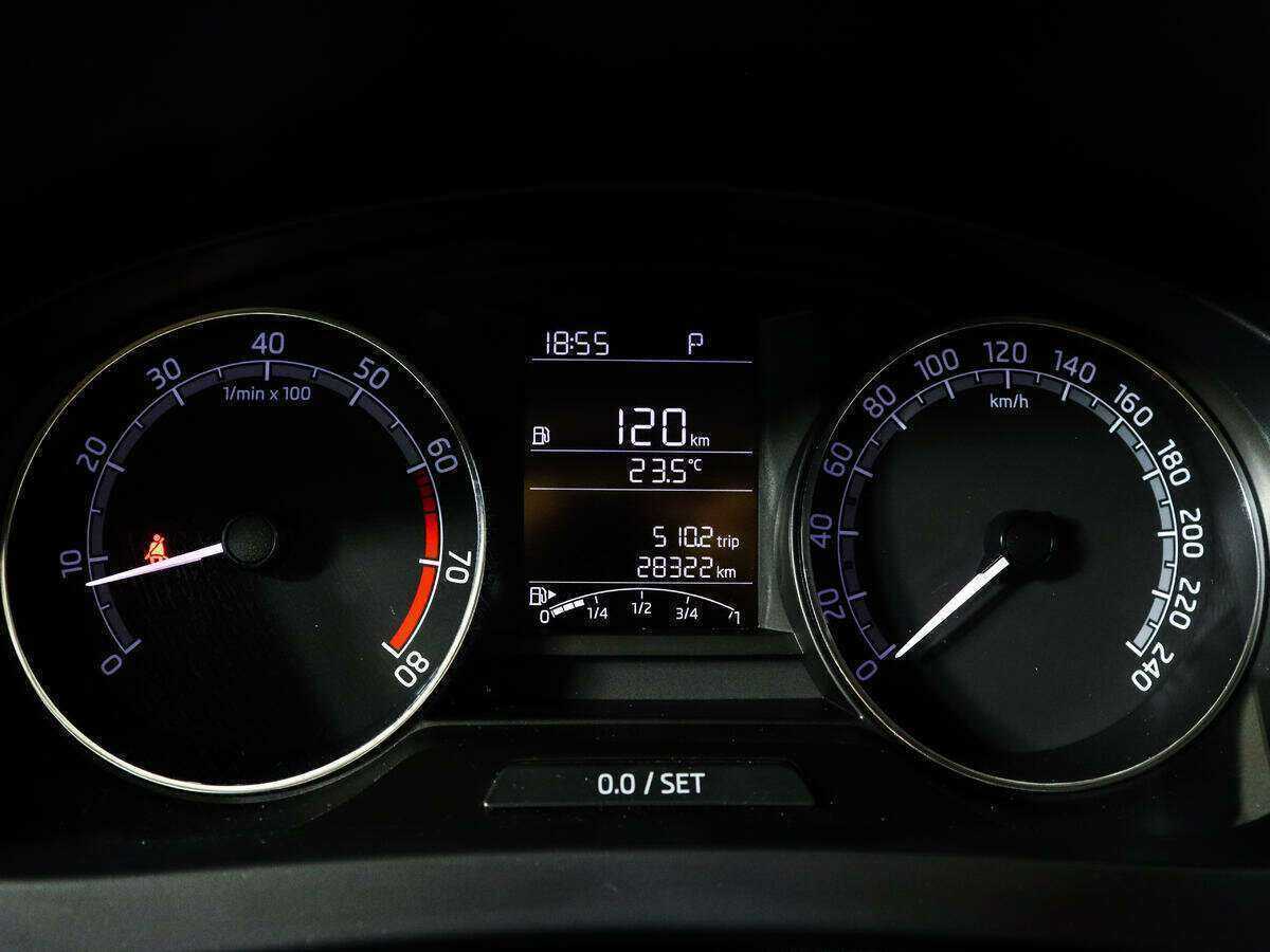 Б/У Шкода Рапид 2018 года. Фото: #9