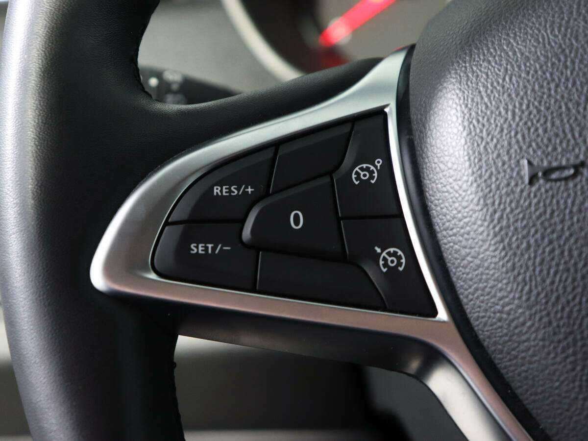 Б/У Рено Дастер 2021 года. Фото: #17