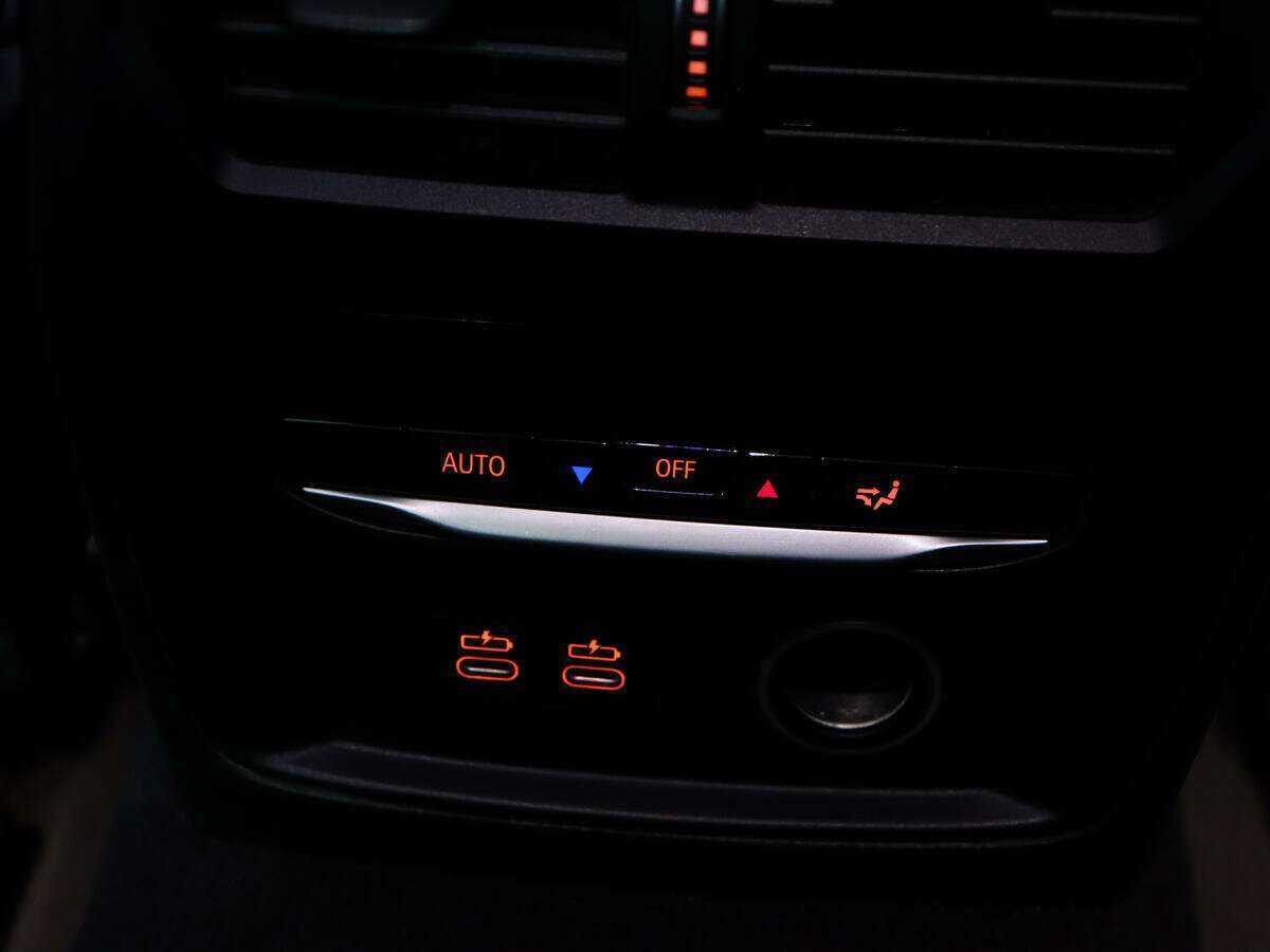 BMW 3 серии 2019 года с пробегом. Фото: #13