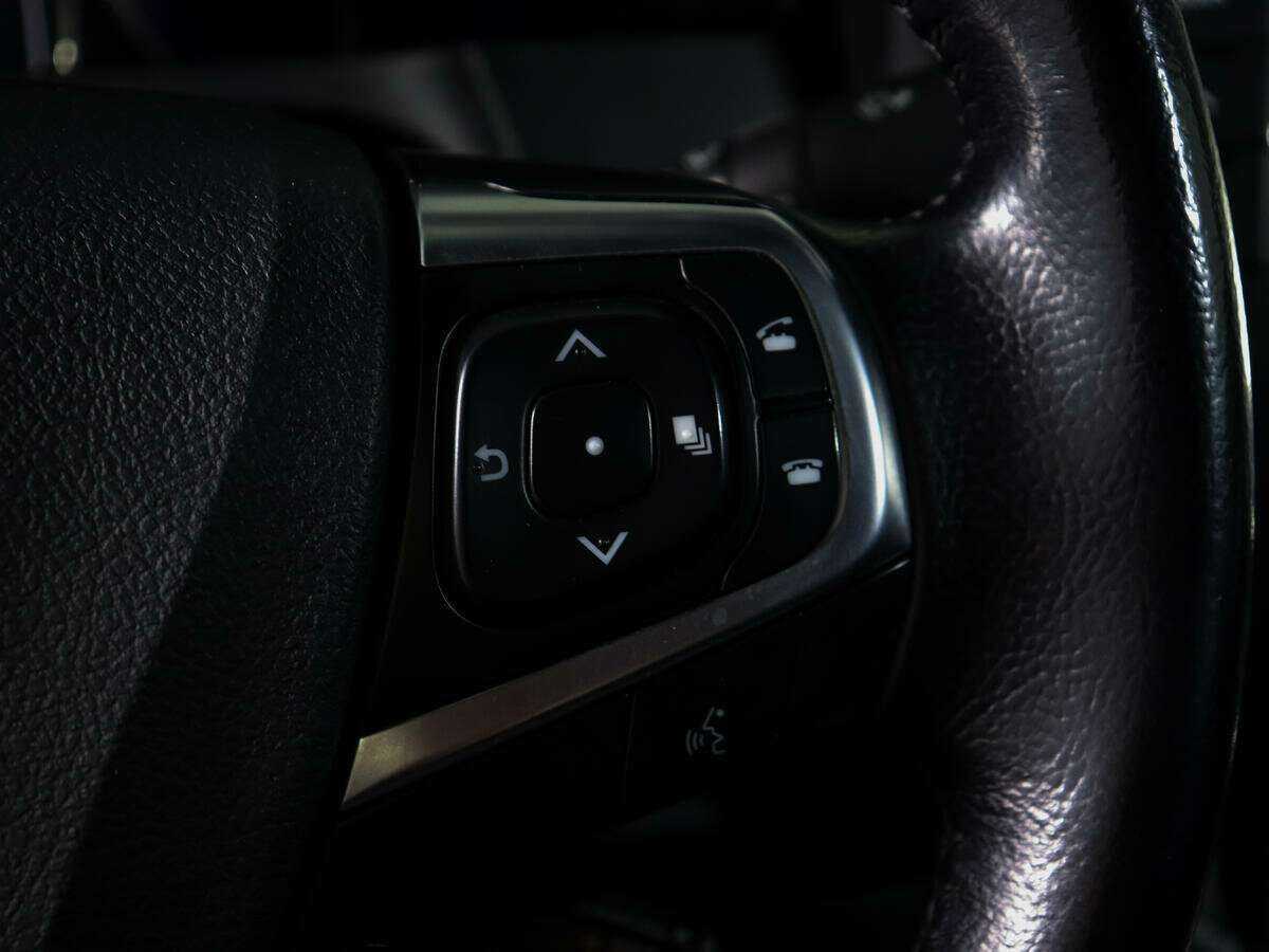 Б/У Тойота Камри 2017 года. Фото: #19