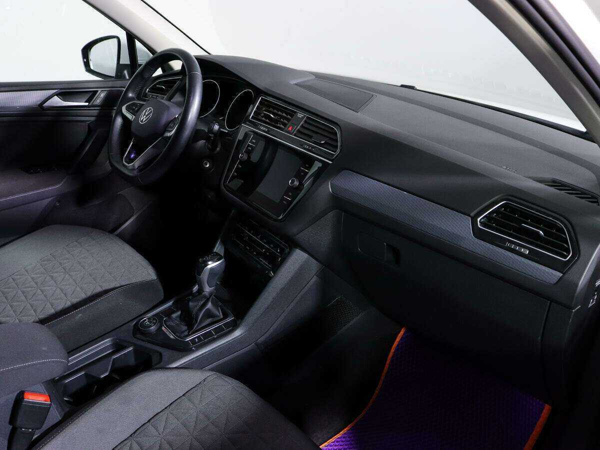 Volkswagen Tiguan 2020 года с пробегом. Фото: #8