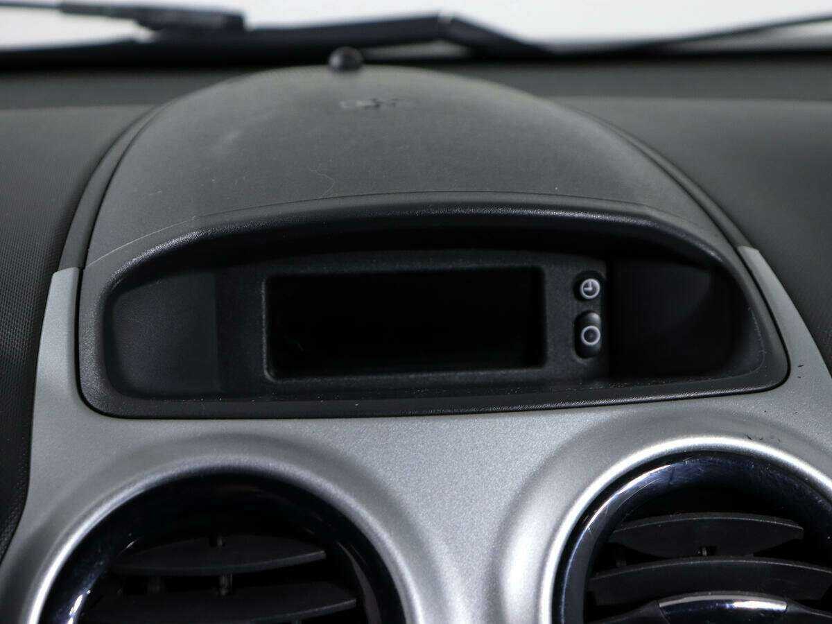 Б/У Опель Корса 2013 года. Фото: #18