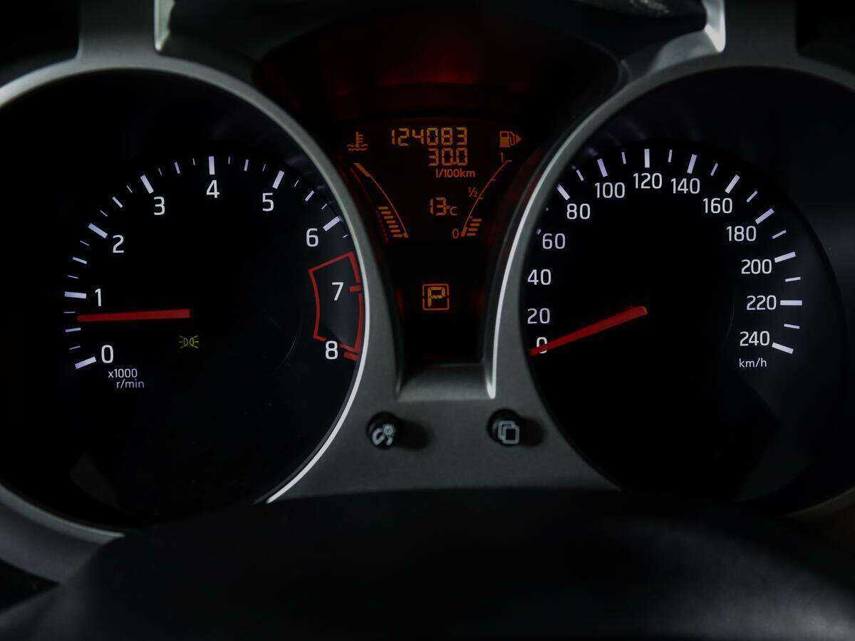 Б/У Ниссан Жук 2012 года. Фото: #10