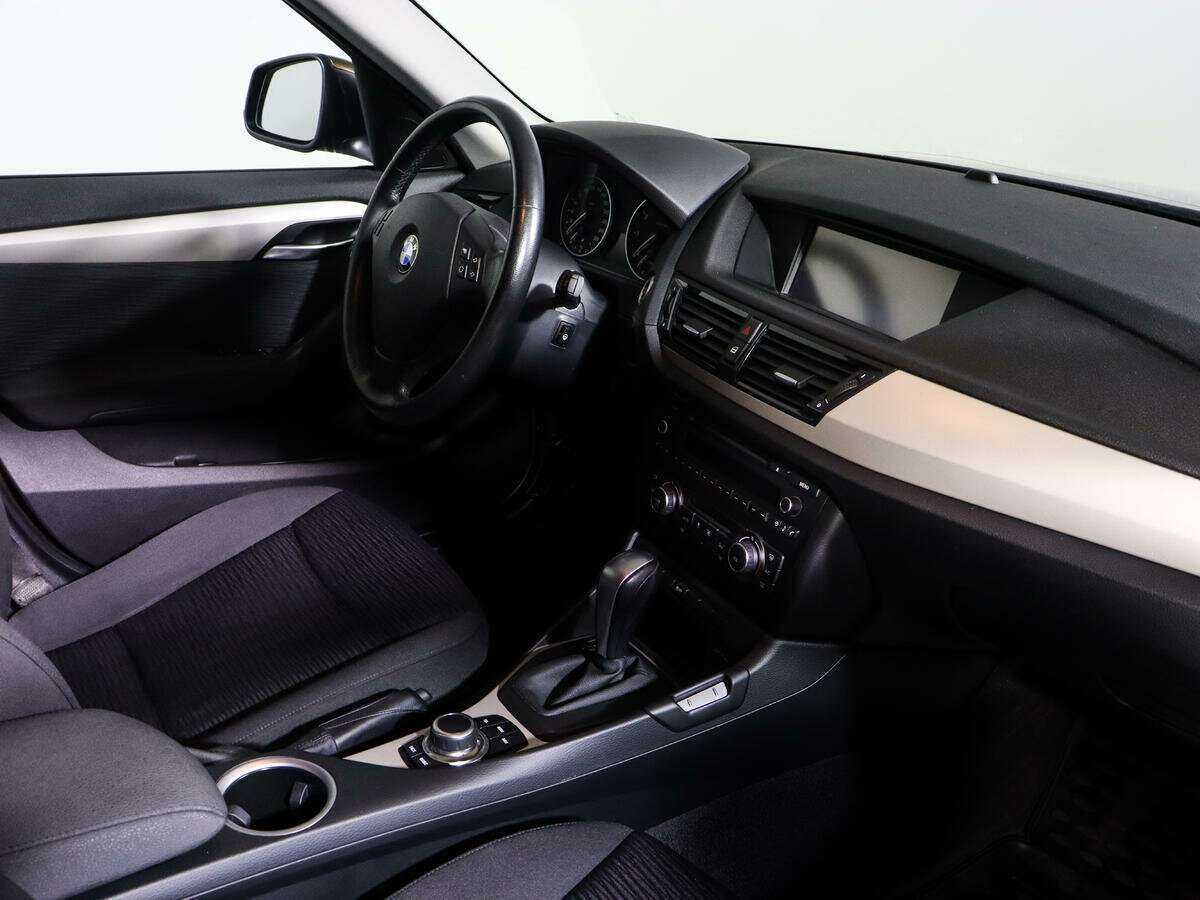 Б/У БМВ Икс1 2014 года. Фото: #6