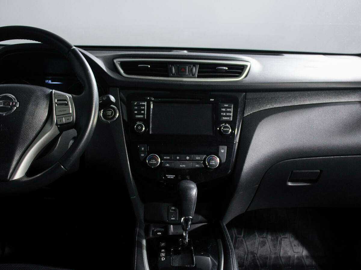 Б/У Ниссан Икс-Трейл 2018 года. Фото: #12