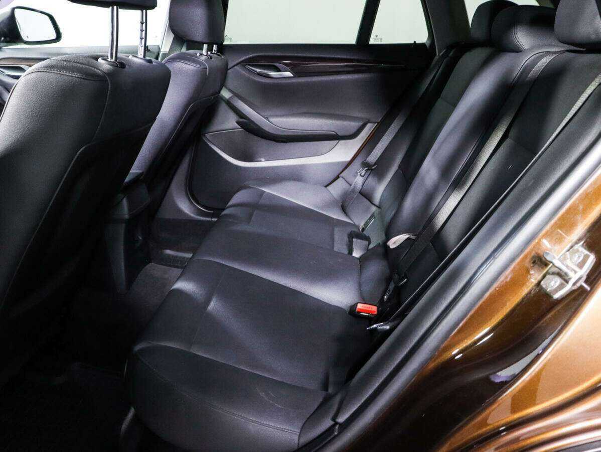 Б/У БМВ Икс1 2012 года. Фото: #9