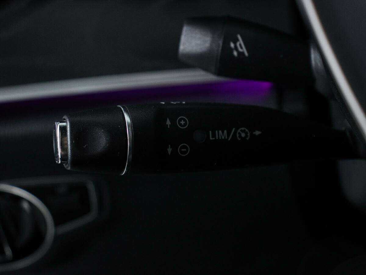 Mercedes-Benz E-Класс 2017 года с пробегом. Фото: #17