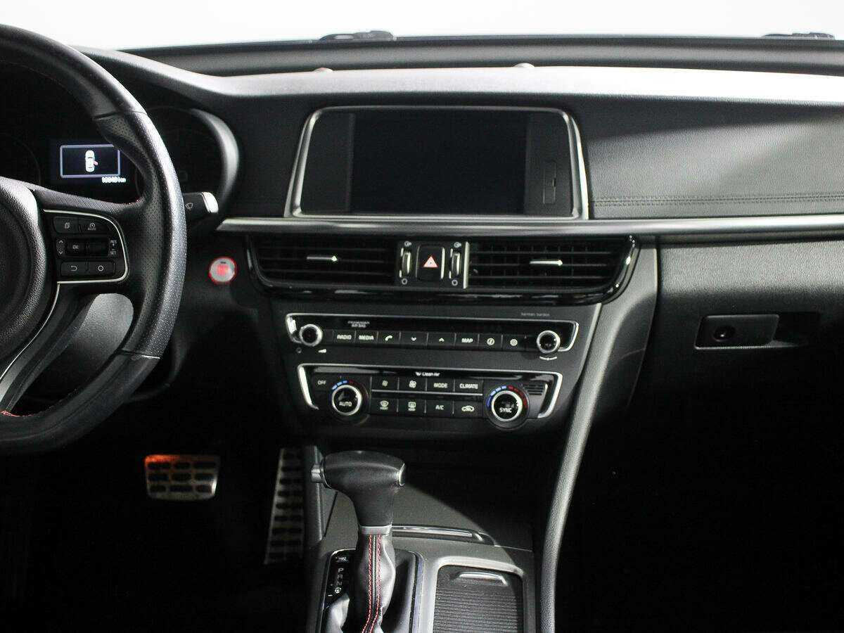 Б/У Киа Оптима 2016 года. Фото: #9