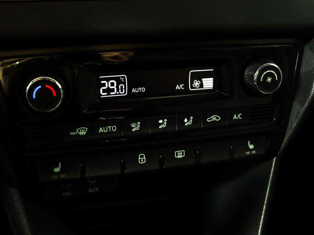 Б/У Шкода Рапид 2016 года. Фото: #14