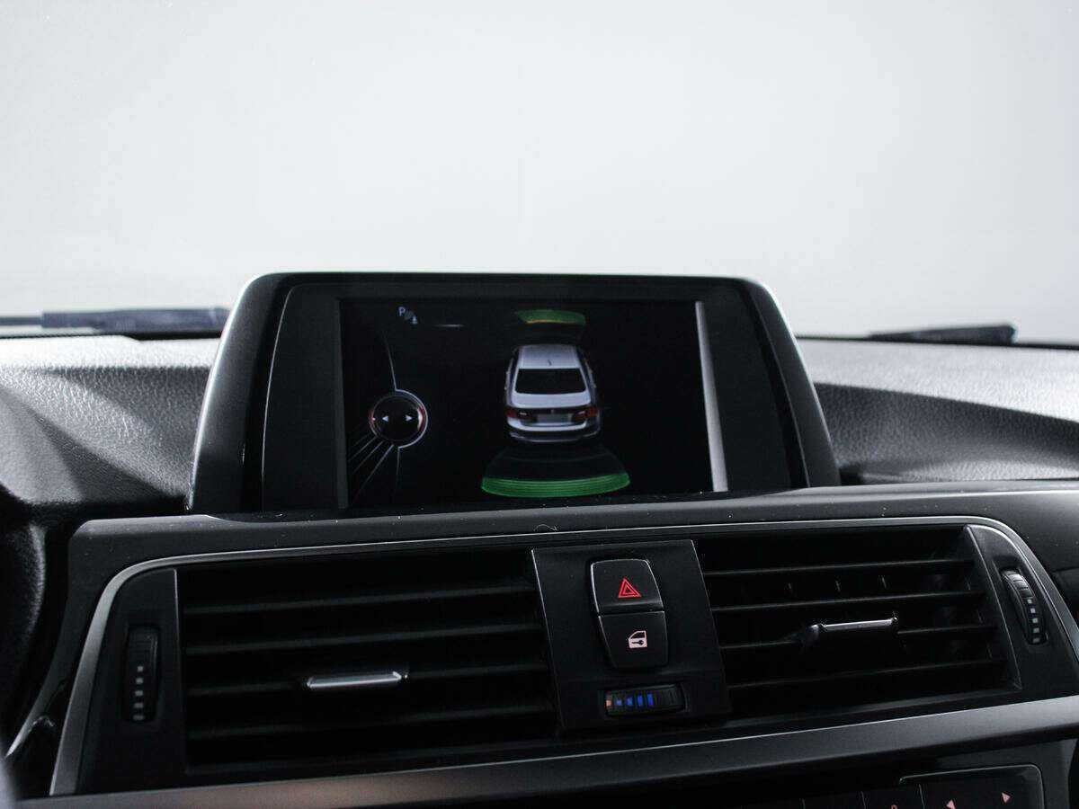 BMW 3 серии 2017 года с пробегом. Фото: #13