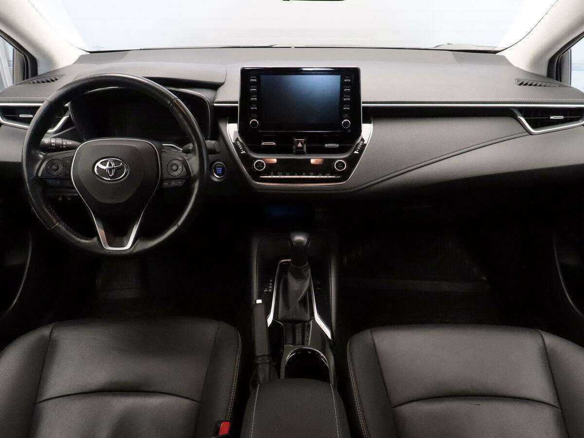 Toyota Corolla 2019 года с пробегом. Фото: #8