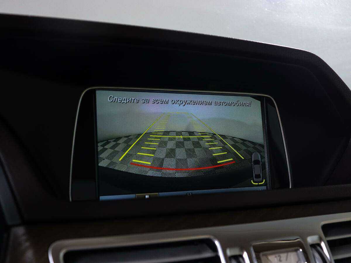 Mercedes-Benz E-Класс 2015 года с пробегом. Фото: #17