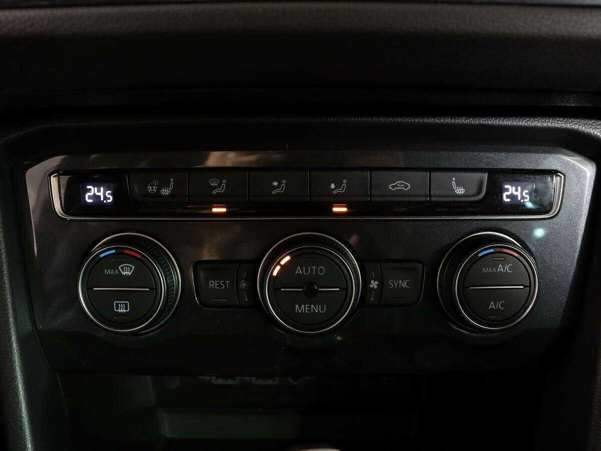 Volkswagen Tiguan 2018 года с пробегом. Фото: #17