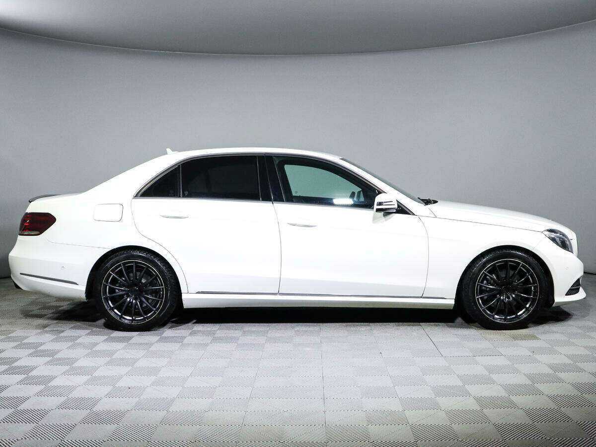 Mercedes-Benz E-Класс 2015 года с пробегом. Фото: #3