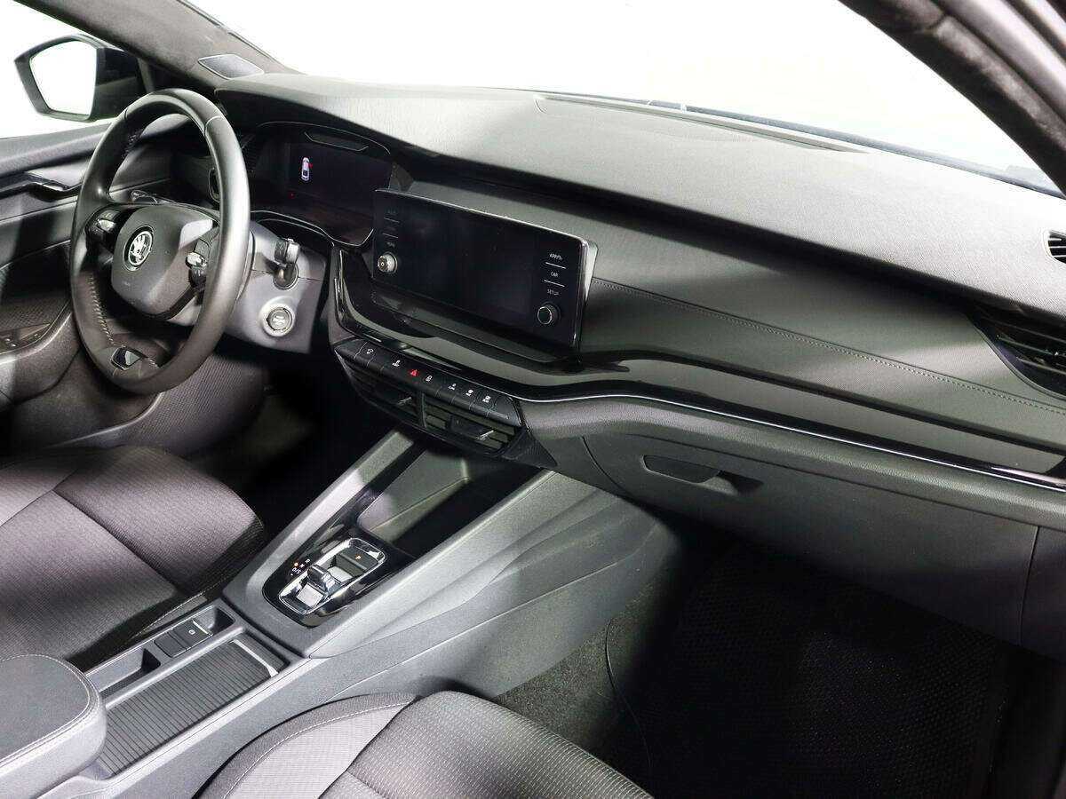 Б/У Шкода Октавия 2020 года. Фото: #8