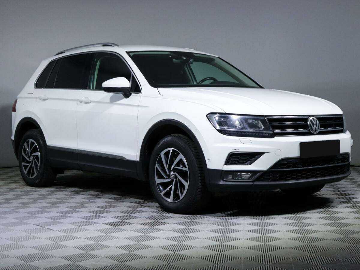 Volkswagen Tiguan 2018 года с пробегом. Фото: #2