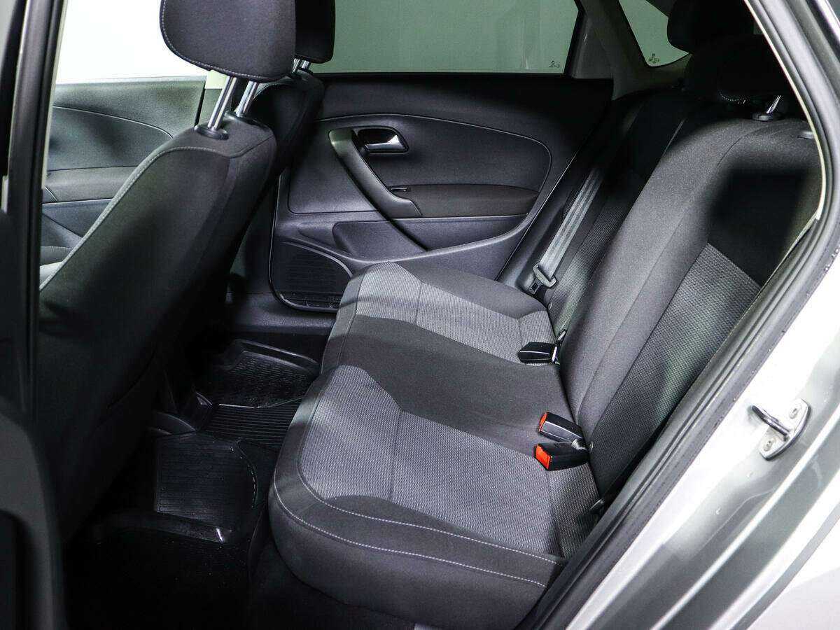 Б/У Фольксваген Поло 2017 года. Фото: #8