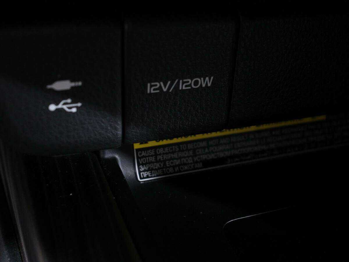 Toyota Camry 2018 года с пробегом. Фото: #17