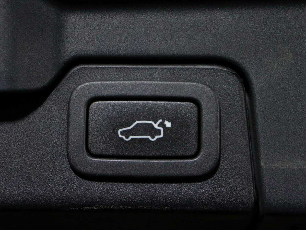 Land Rover Range Rover Evoque 2012 года с пробегом. Фото: #16