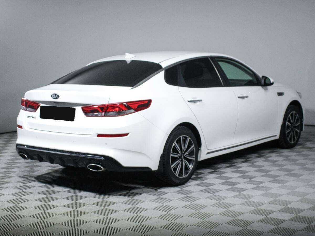 Kia Optima 2018 года с пробегом. Фото: #3