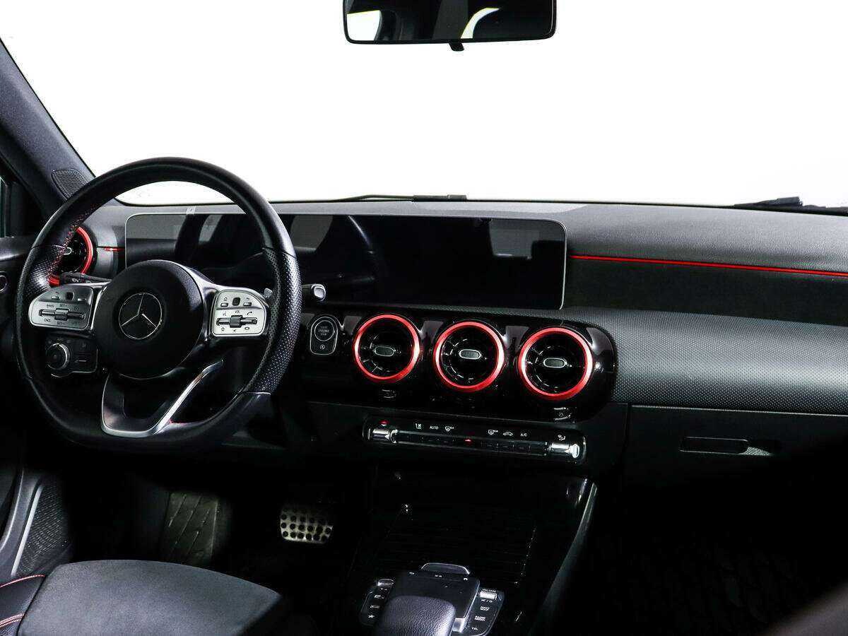 Mercedes-Benz A-Класс 2020 года с пробегом. Фото: #11