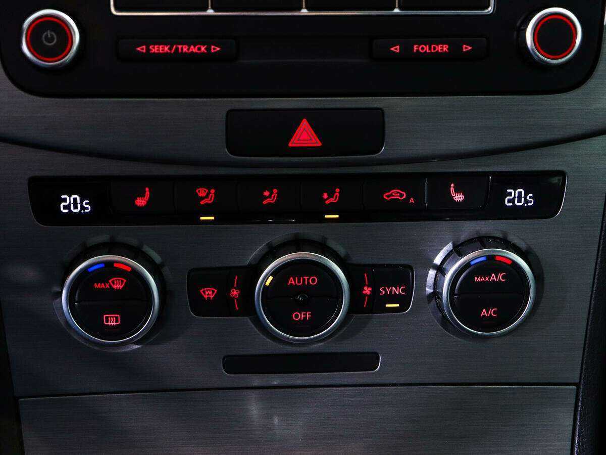 Б/У Фольксваген Пассат 2014 года. Фото: #12