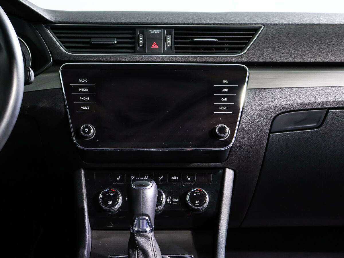 Skoda Superb 2020 года с пробегом. Фото: #11