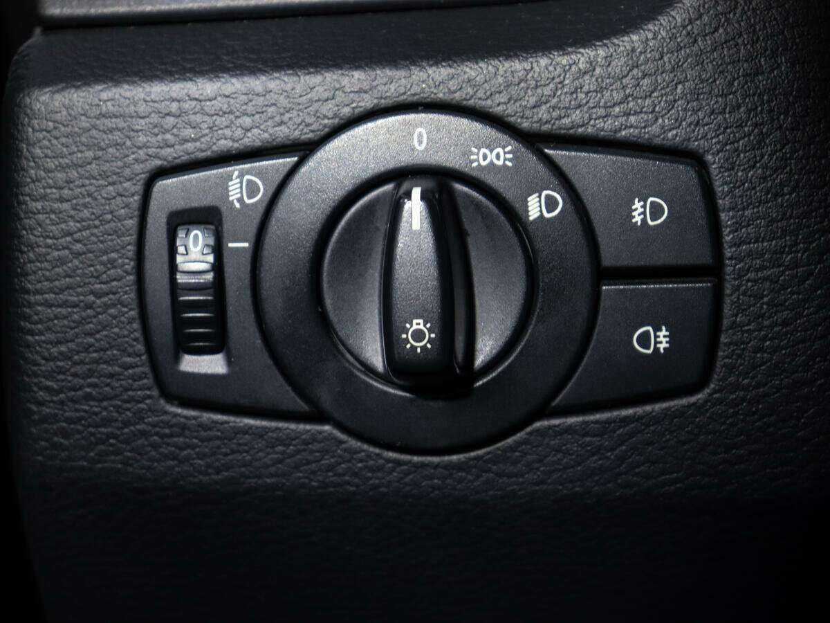 Б/У БМВ Икс1 2012 года. Фото: #13