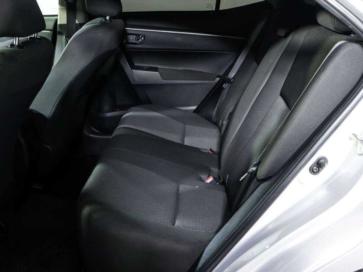 Б/У Тойота Королла 2013 года. Фото: #6