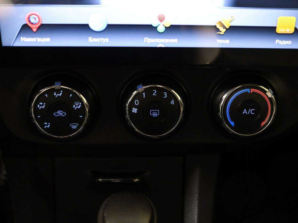 Б/У Тойота Королла 2013 года. Фото: #15