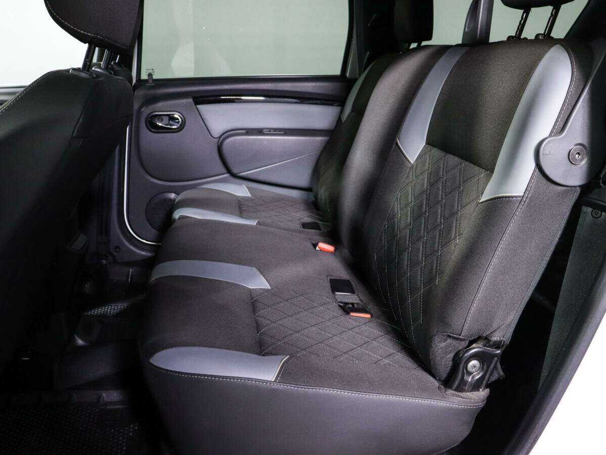 Б/У Лада (ВАЗ) Ларгус 2021 года. Фото: #6